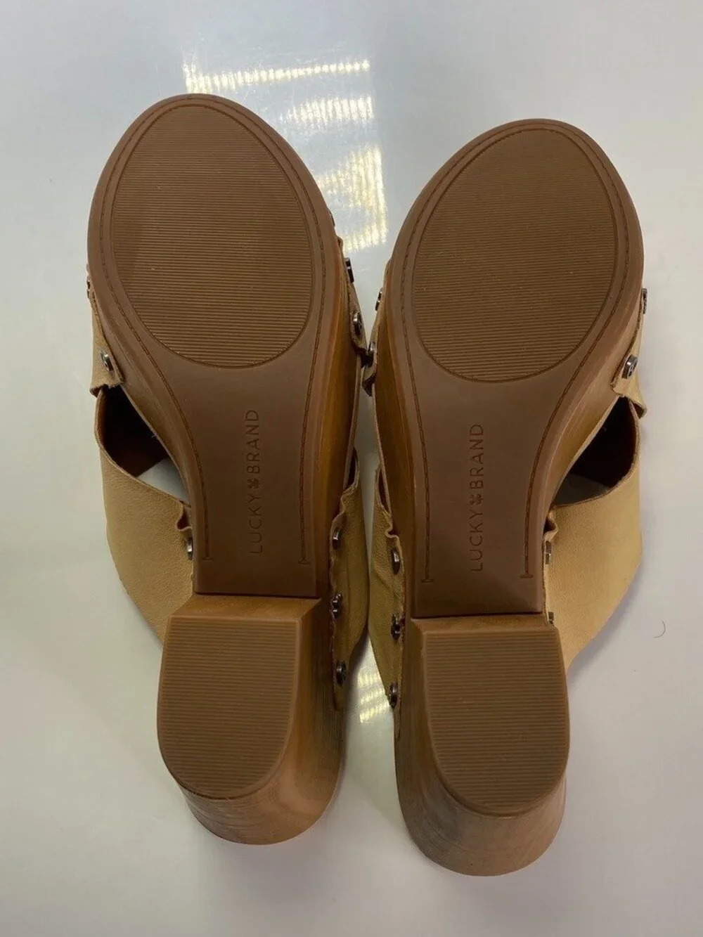 Lucky Brand Takara Womens Latte  Leather Embellished Clogs Sz 9.5